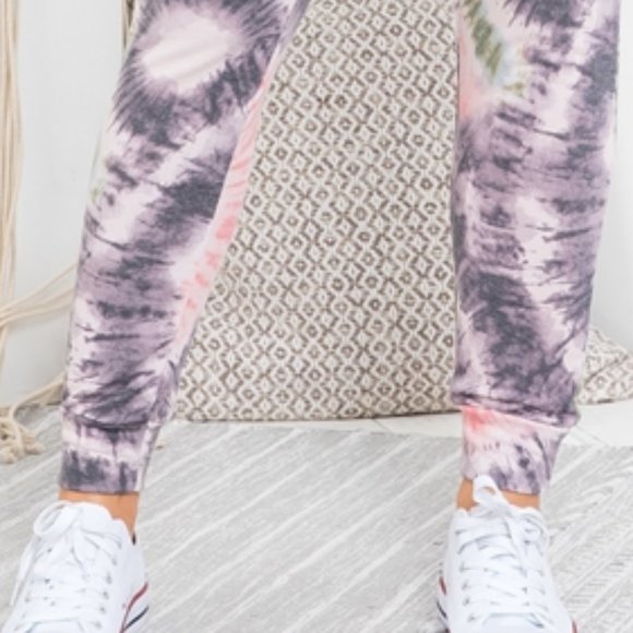 ❤️NWT *BOUTIQUE*  TIE DIE JOGGER PANT  MEDIUM - Picture 4 of 5